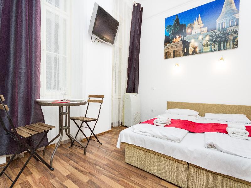 Like Home - Opera Apartments Budapest Eksteriør bilde